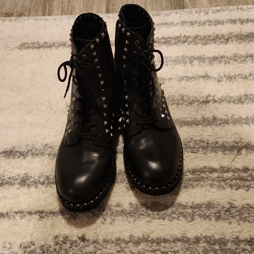 Ash studded combat boots - Picture 2 of 6